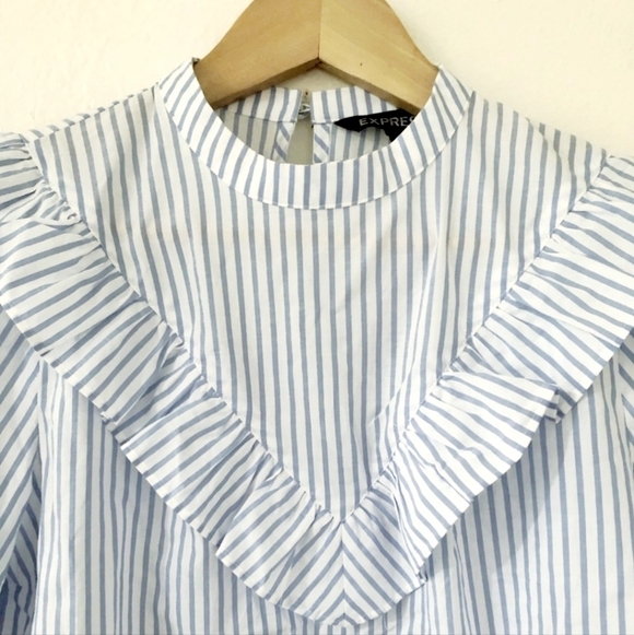 Express Blue White Striped Ruffle Blouse 100% Cotton Women's Small S Keyhole - Picture 3 of 7